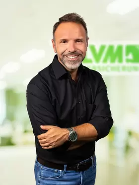 Kosta Papazekos