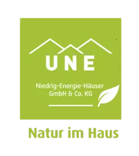 UNE Fertighäuser und Massivholztreppen aus Bünde