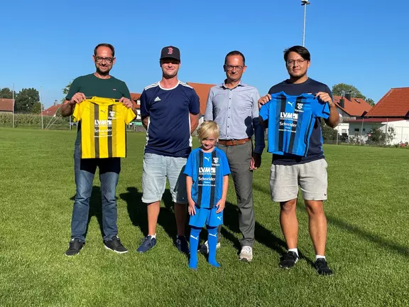 TSV Velden - F-Jugend Nachwuchskicker in neuem Gewand