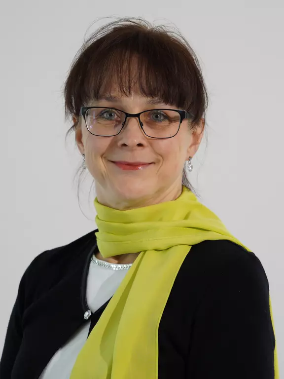 Agnes Zapf