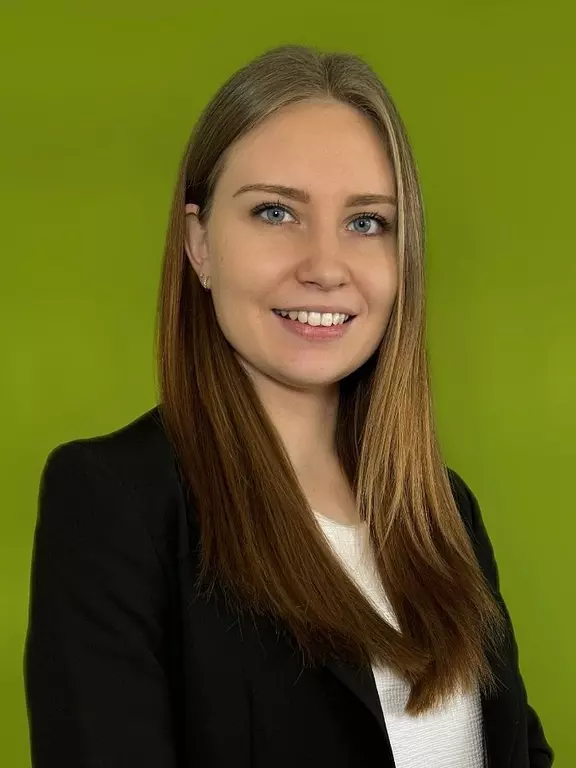 Jasmin Schlothauer