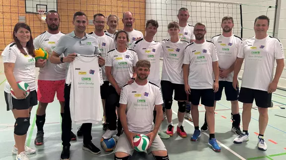 🏐 Sicher wie ein guter Block – neue Trikots für den BSV Prenzlau Volleyball!