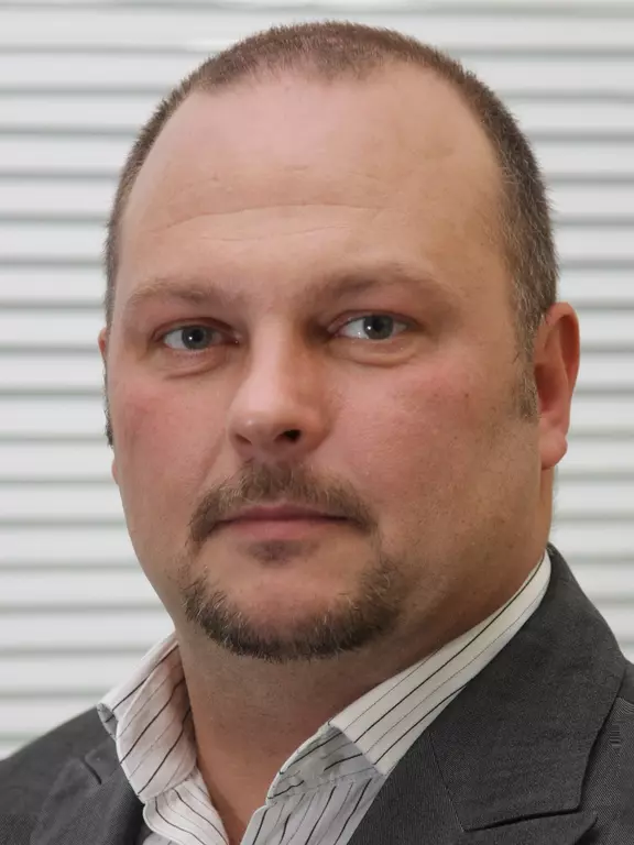 Carsten Decker