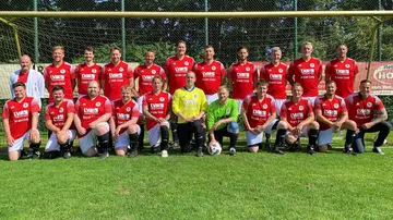 Neue Trikots für den SV Tungeln 3