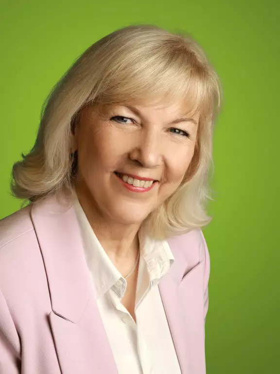Anke Thiele
