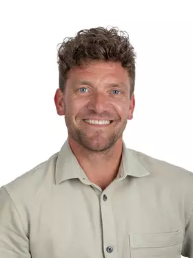 Mark Schneider