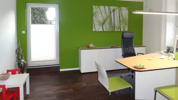 Machen Sie mit uns einen Rundgang durch unsere neuen Räume ....