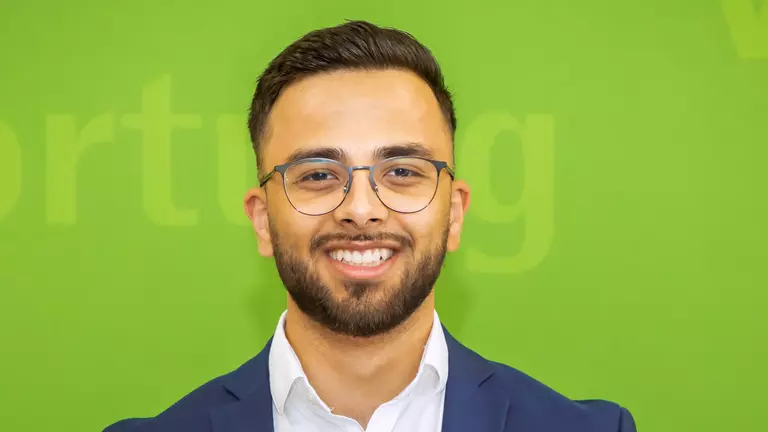 Ich kümmere mich: LVM-Versicherungsagentur Omar Akbari