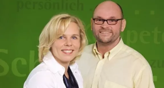 Sie erreichen uns am Besten 