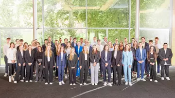 50 Auszubildende starten heute in ihr Berufsleben bei der LVM. (Foto: LVM Versicherung/Bernd Schwabedissen)