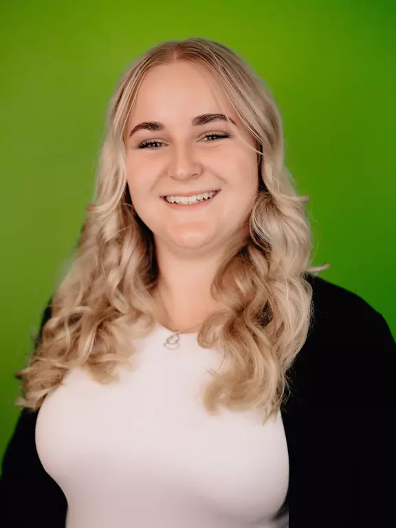 Shana-Simone Rauscher 