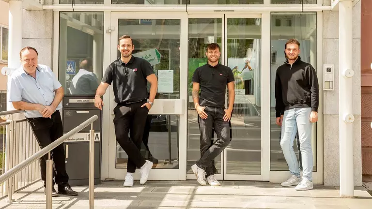 Wir kümmern uns: LVM-Versicherungsagentur Julian Scholl