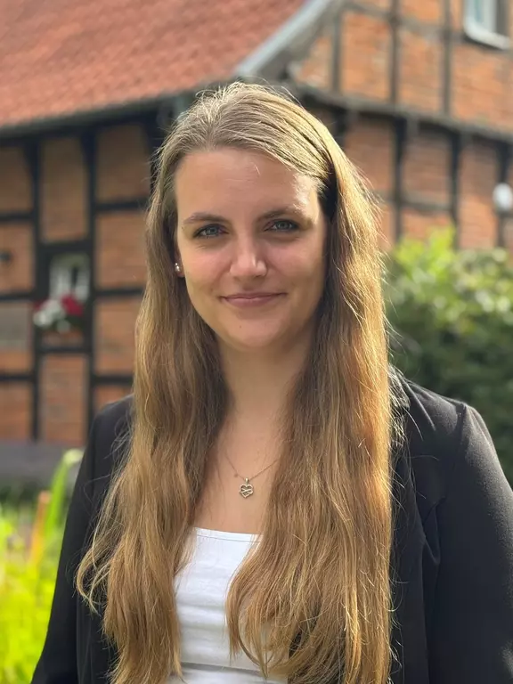 Lena Ackermann