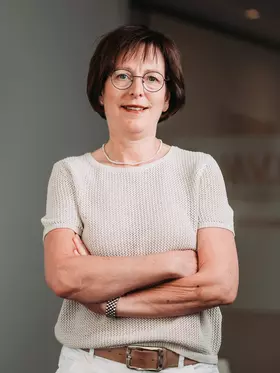 Christel Schmitz