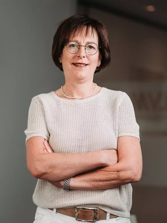 Christel Schmitz