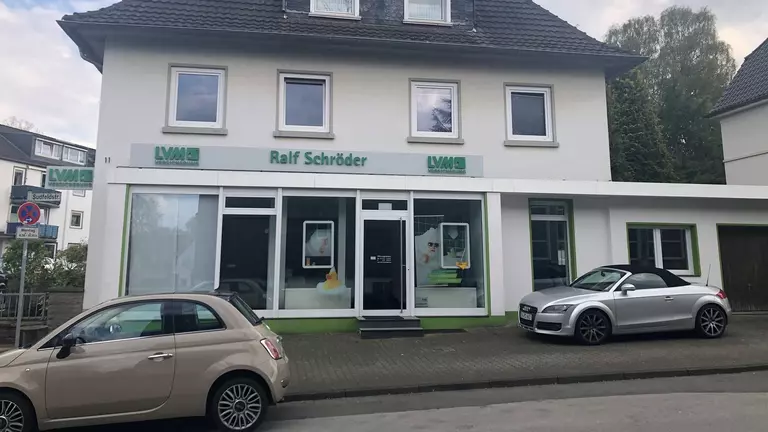 Wir kümmern uns: LVM-Versicherungsagentur Ralf Schröder