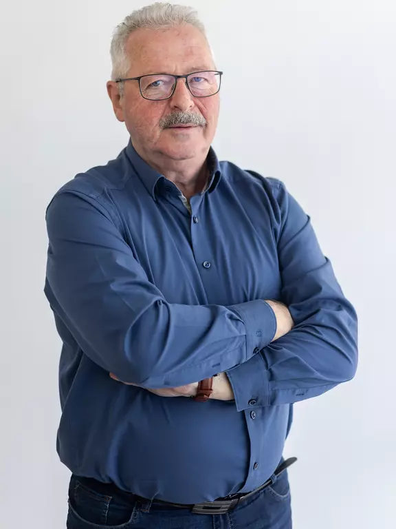 Eberhard Scholl