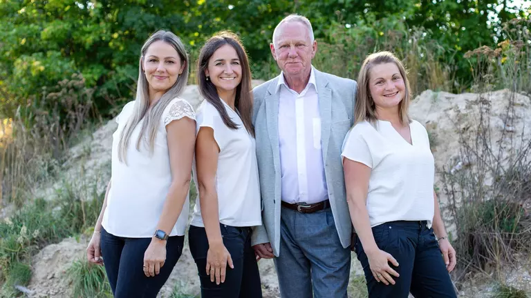 Ich kümmere mich: LVM-Versicherungsagentur Julia Göldner