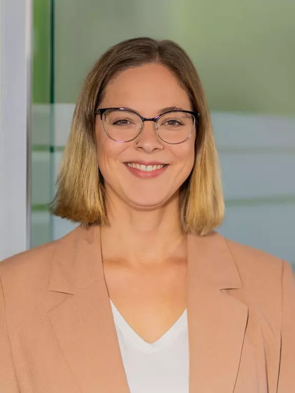 Alina Hins
