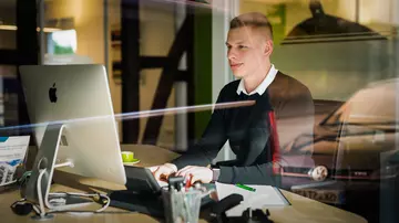 Folge uns auf Instagram