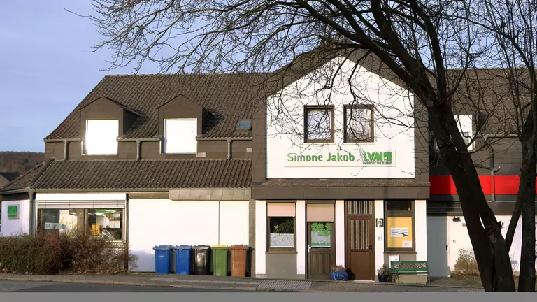 Wir kümmern uns: LVM-Versicherungsagentur Simone Jakob