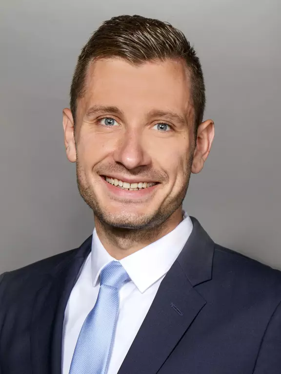Dominik Fischer