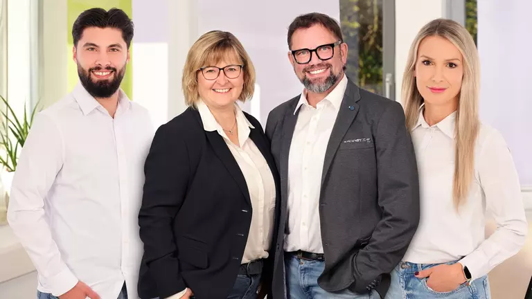 Wir kümmern uns: LVM-Versicherungsagentur Daniela Kirchner