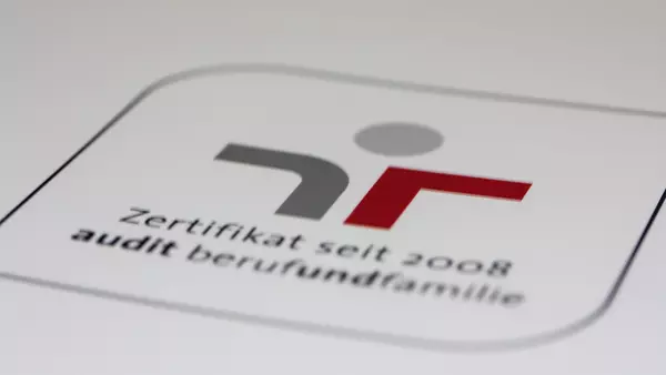 Die LVM nimmt das Zertifikat "Audit Beruf und Familie" entgegen