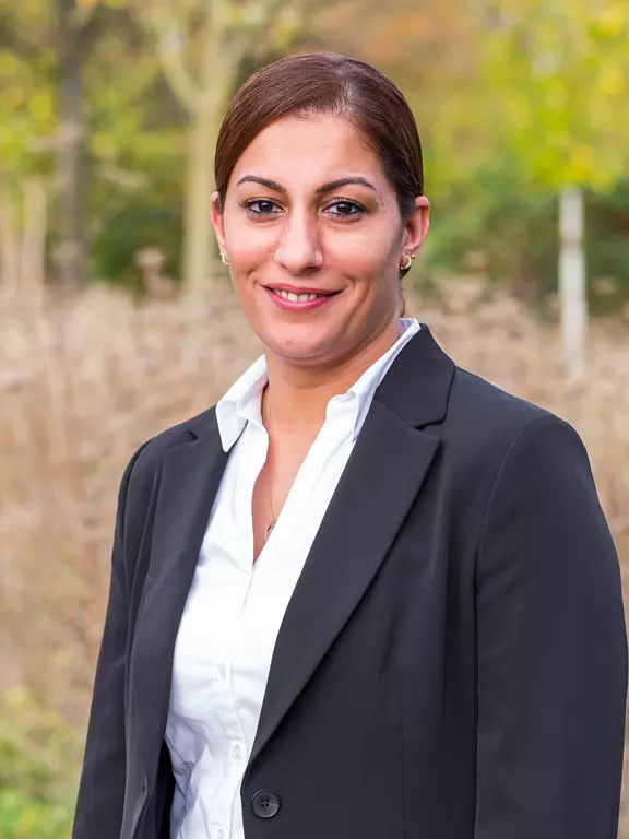 Cemile Celik