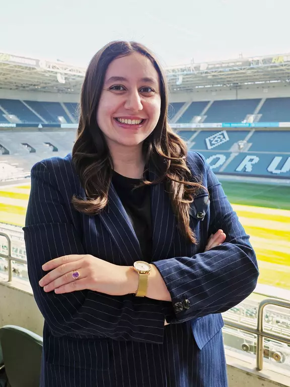 Büsra Kaya