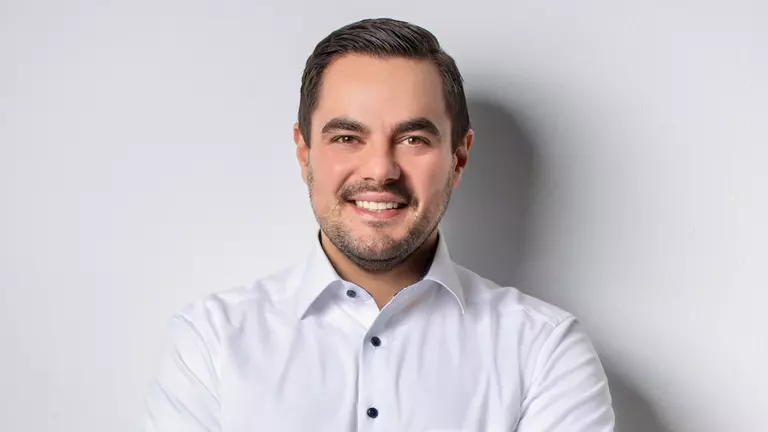 Ich kümmere mich: LVM-Versicherungsagentur Christos Ronis