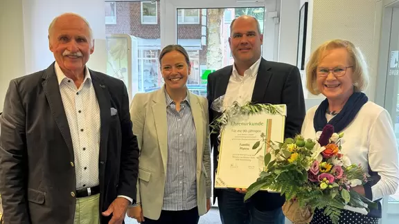 90 Jahre Agenturgeschichte! 