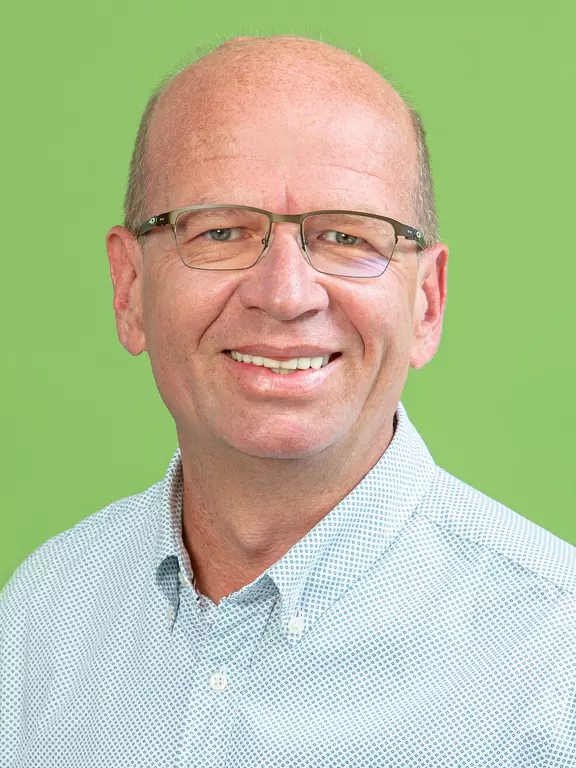 Michael Crecelius
