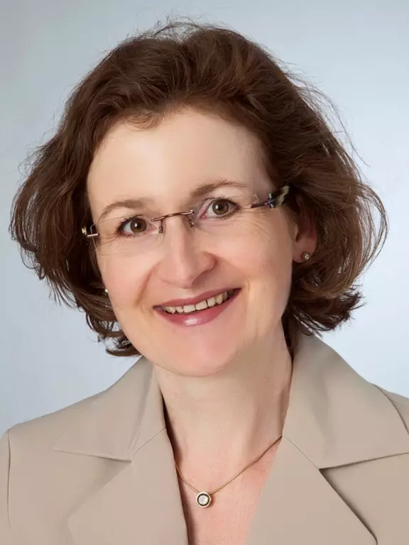 Sabine Düster-Ziegler