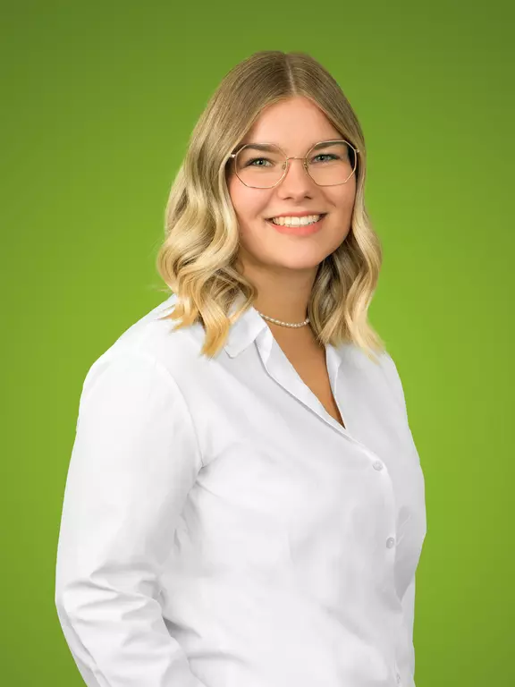 Larissa  Steiner