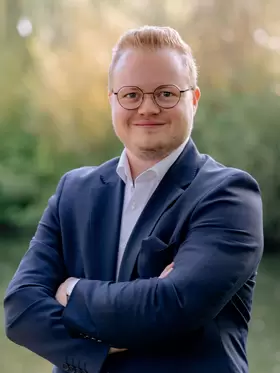 Simon Becker