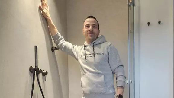 Robert Mele Fliesenleger