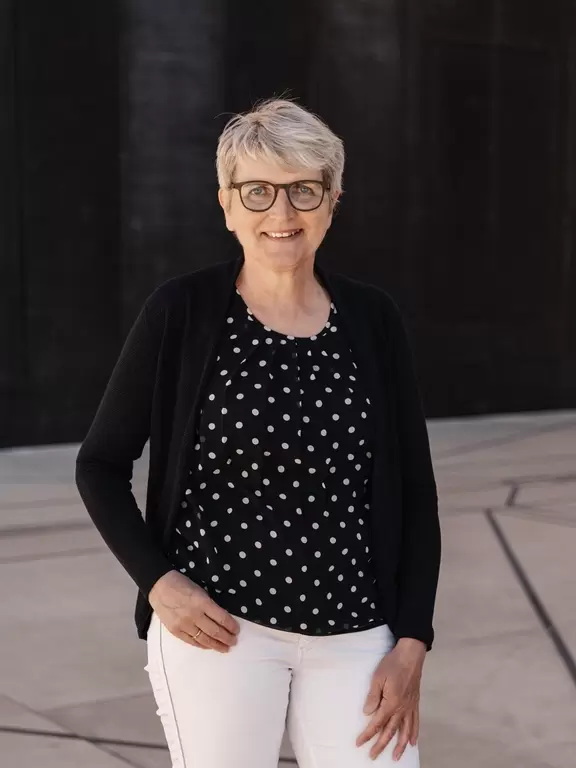 Astrid Wallis