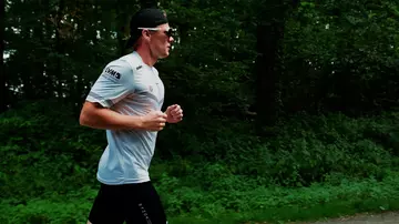 Rafael Loske auf dem Weg zum IRONMAN 70.3 Duisburg