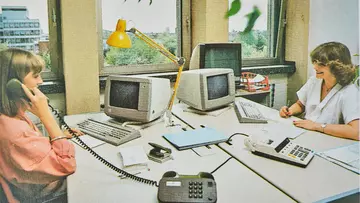 Büros am Kolde-Ring: In den 1990er-Jahren wurde es in den LVM-Gebäuden langsam zu eng. (Foto: Historisches LVM-Unternehmensarchiv/Fotograf Bernd Schwabedissen)