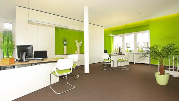 Besuchen Sie uns auch virtuell