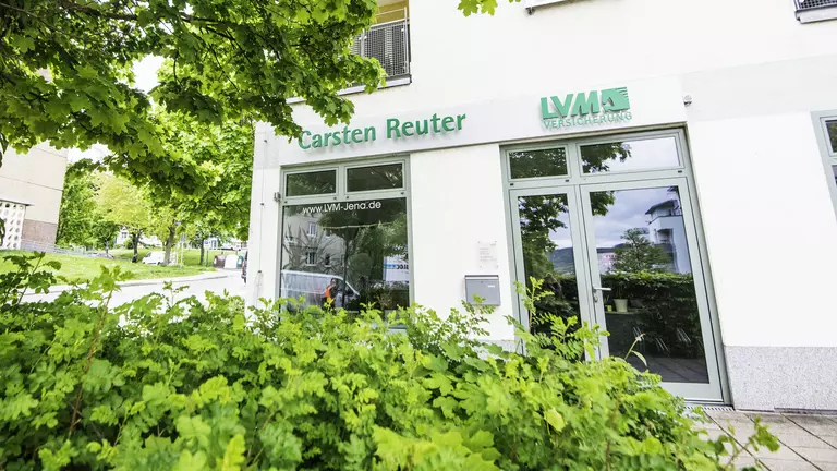 Wir kümmern uns: LVM-Versicherungsagentur Carsten Reuter