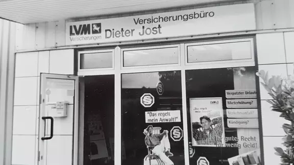 Seit über 30 Jahren für Sie vor Ort 