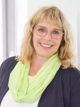 Angela Fackiner
